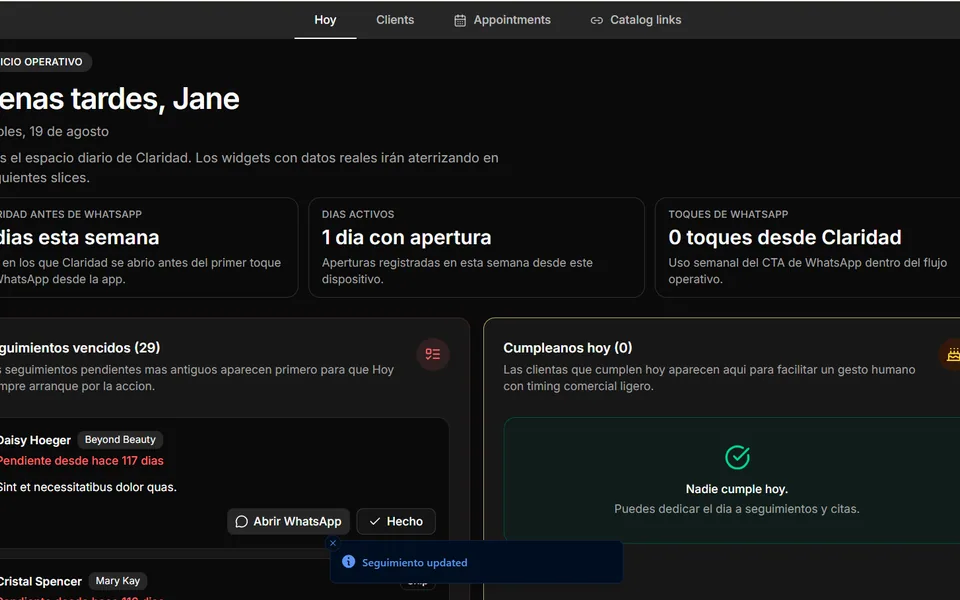 Claridad CRM operational dashboard showing customer follow-ups and priority tasks.